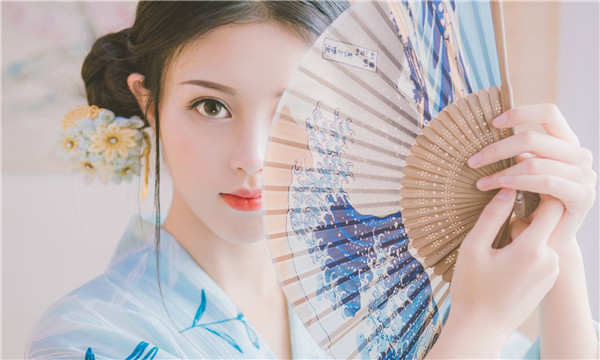 玛纳斯供卵试管代怀生女孩：为不孕不育家庭带来希望的安全可靠解决方案